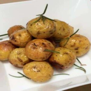 Batatas Assadas no Forno com Ervas Aromáticas