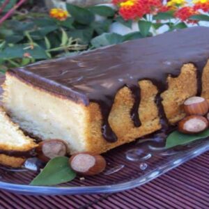 Bolo de Avelã com Ganache de Chocolate