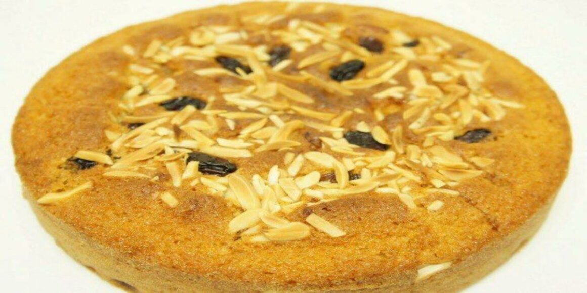 Bolo de Passas ,Sultanas e Amêndoas