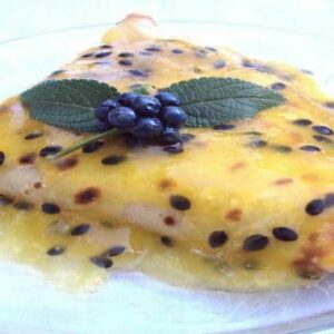 Crepes de Laranja com Coulis de Maracujá