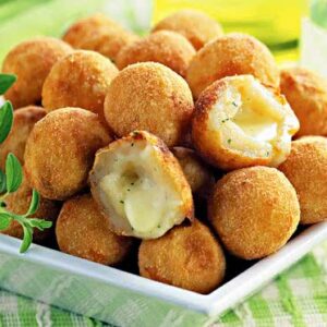 Bolinhas de Batata com Queijo