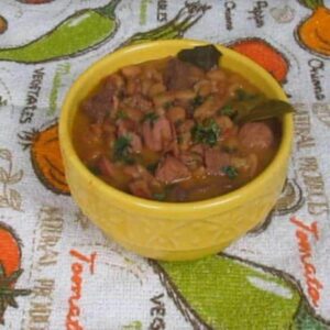 Feijão com Carne e Linguiça